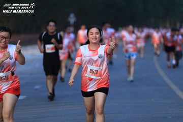 BINH DUONG NEW CITY HALF MARATHON 2024 - Ảnh #1772620