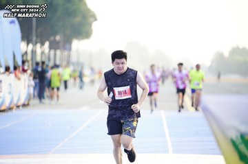 BINH DUONG NEW CITY HALF MARATHON 2024 - Ảnh #1759231