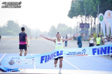 BINH DUONG NEW CITY HALF MARATHON 2024 - Ảnh #1771393
