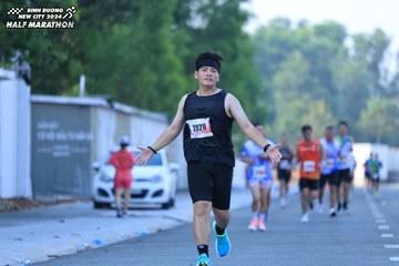 BINH DUONG NEW CITY HALF MARATHON 2024 - Ảnh #1765888