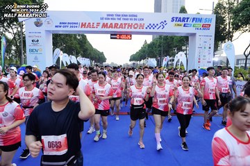 BINH DUONG NEW CITY HALF MARATHON 2024 - Ảnh #1770580