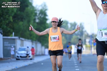 BINH DUONG NEW CITY HALF MARATHON 2024 - Ảnh #1766355