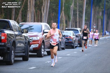 BINH DUONG NEW CITY HALF MARATHON 2024 - Ảnh #1755490