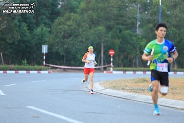 BINH DUONG NEW CITY HALF MARATHON 2024 - Ảnh #1735580