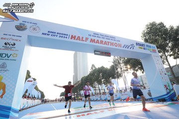 BINH DUONG NEW CITY HALF MARATHON 2024 - Ảnh #1821223