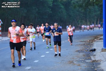 BINH DUONG NEW CITY HALF MARATHON 2024 - Ảnh #1750564
