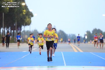 BINH DUONG NEW CITY HALF MARATHON 2024 - Ảnh #1727486