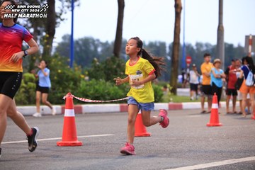 BINH DUONG NEW CITY HALF MARATHON 2024 - Ảnh #1728037
