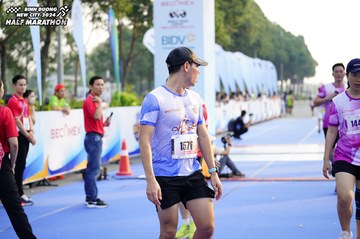 BINH DUONG NEW CITY HALF MARATHON 2024 - Ảnh #1760263
