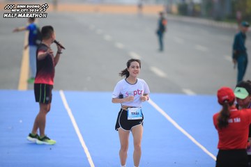 BINH DUONG NEW CITY HALF MARATHON 2024 - Ảnh #1738726