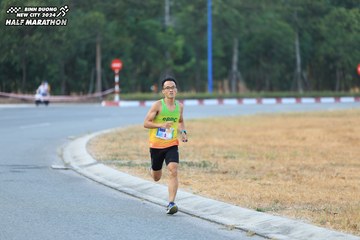 BINH DUONG NEW CITY HALF MARATHON 2024 - Ảnh #1735351