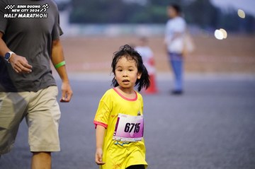 BINH DUONG NEW CITY HALF MARATHON 2024 - Ảnh #1725737