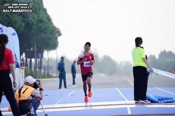 BINH DUONG NEW CITY HALF MARATHON 2024 - Ảnh #1771132