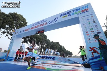 BINH DUONG NEW CITY HALF MARATHON 2024 - Ảnh #1737994