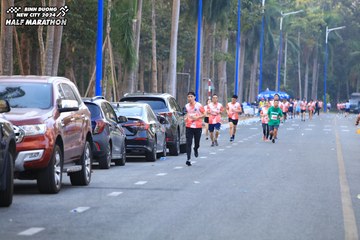 BINH DUONG NEW CITY HALF MARATHON 2024 - Ảnh #1756380
