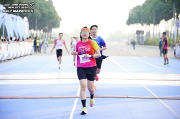 BINH DUONG NEW CITY HALF MARATHON 2024 - Ảnh #1758351