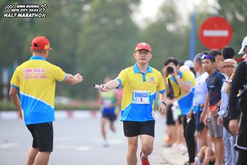 BINH DUONG NEW CITY HALF MARATHON 2024 - Ảnh #1736485
