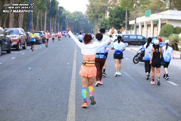 BINH DUONG NEW CITY HALF MARATHON 2024 - Ảnh #1756179