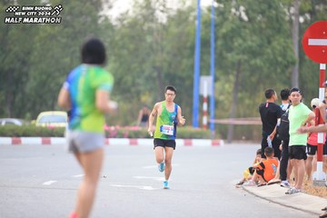 BINH DUONG NEW CITY HALF MARATHON 2024 - Ảnh #1736648