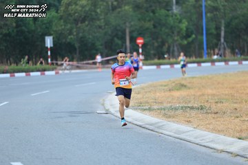 BINH DUONG NEW CITY HALF MARATHON 2024 - Ảnh #1735267