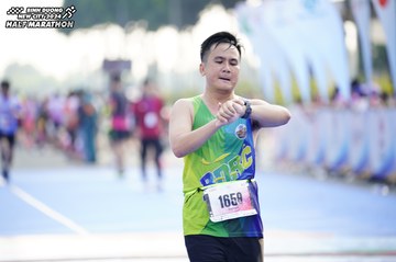 BINH DUONG NEW CITY HALF MARATHON 2024 - Ảnh #1759613
