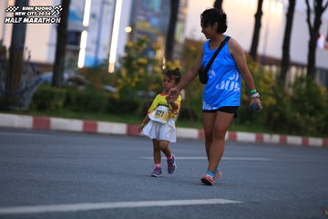 BINH DUONG NEW CITY HALF MARATHON 2024 - Ảnh #1727874