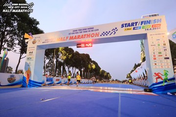 BINH DUONG NEW CITY HALF MARATHON 2024 - Ảnh #1729691