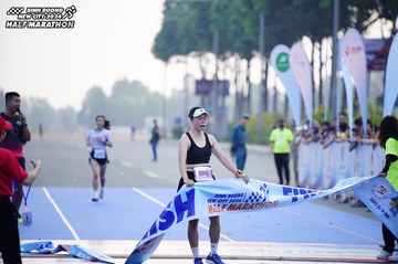 BINH DUONG NEW CITY HALF MARATHON 2024 - Ảnh #1772238