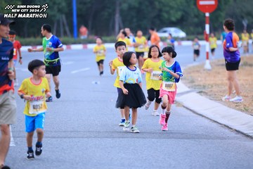 BINH DUONG NEW CITY HALF MARATHON 2024 - Ảnh #1726515