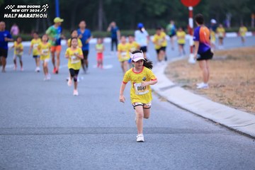 BINH DUONG NEW CITY HALF MARATHON 2024 - Ảnh #1726615