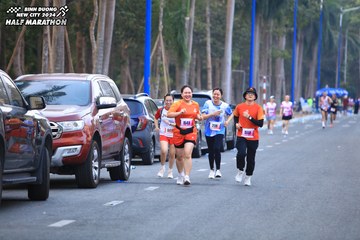 BINH DUONG NEW CITY HALF MARATHON 2024 - Ảnh #1755464