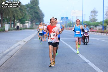 BINH DUONG NEW CITY HALF MARATHON 2024 - Ảnh #1769209