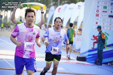 BINH DUONG NEW CITY HALF MARATHON 2024 - Ảnh #1762344