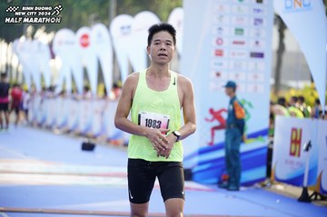 BINH DUONG NEW CITY HALF MARATHON 2024 - Ảnh #1762732