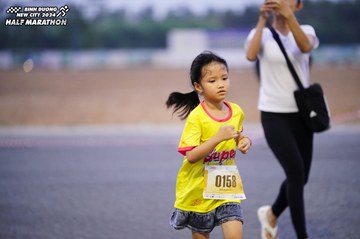 BINH DUONG NEW CITY HALF MARATHON 2024 - Ảnh #1724917