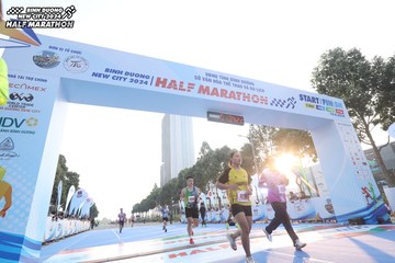 BINH DUONG NEW CITY HALF MARATHON 2024 - Ảnh #1819867