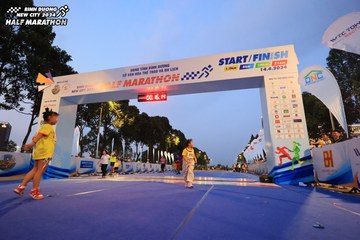 BINH DUONG NEW CITY HALF MARATHON 2024 - Ảnh #1729718