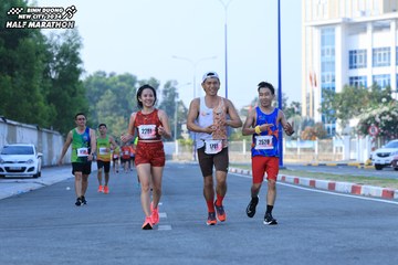 BINH DUONG NEW CITY HALF MARATHON 2024 - Ảnh #1764037