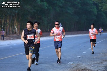 BINH DUONG NEW CITY HALF MARATHON 2024 - Ảnh #1750136