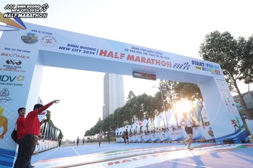 BINH DUONG NEW CITY HALF MARATHON 2024 - Ảnh #1819456