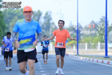 BINH DUONG NEW CITY HALF MARATHON 2024 - Ảnh #1768104
