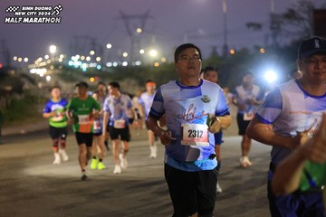 BINH DUONG NEW CITY HALF MARATHON 2024 - Ảnh #1741334