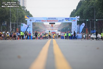 BINH DUONG NEW CITY HALF MARATHON 2024 - Ảnh #1728820