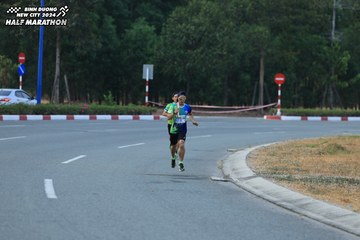BINH DUONG NEW CITY HALF MARATHON 2024 - Ảnh #1734751