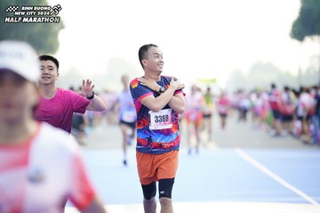 BINH DUONG NEW CITY HALF MARATHON 2024 - Ảnh #1759460