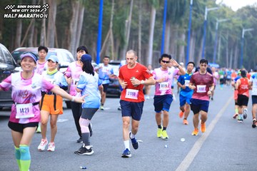 BINH DUONG NEW CITY HALF MARATHON 2024 - Ảnh #1750515