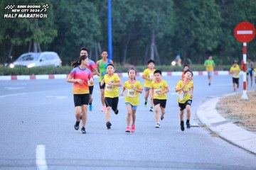 BINH DUONG NEW CITY HALF MARATHON 2024 - Ảnh #1726313