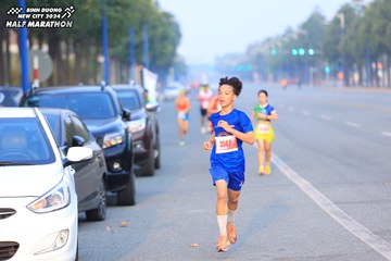 BINH DUONG NEW CITY HALF MARATHON 2024 - Ảnh #1739777