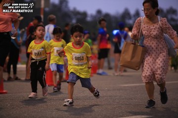 BINH DUONG NEW CITY HALF MARATHON 2024 - Ảnh #1728402