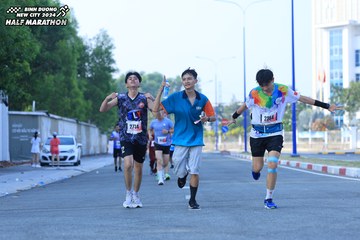 BINH DUONG NEW CITY HALF MARATHON 2024 - Ảnh #1767140